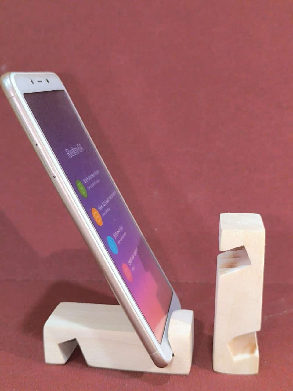 Wooden Mobile Holder Mini